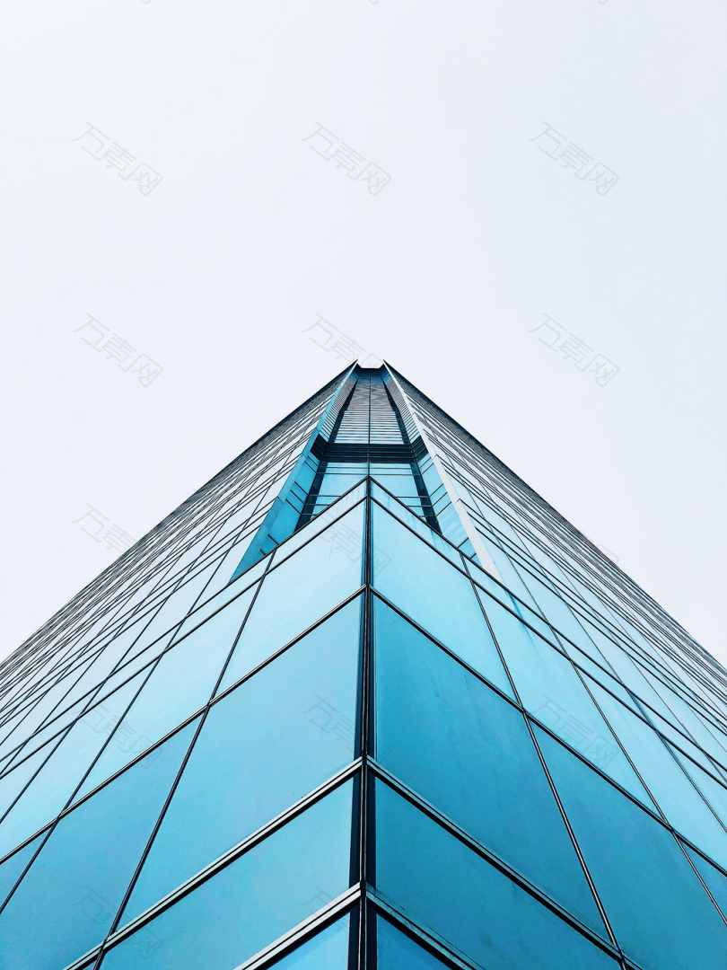 建筑建筑天空窗户玻璃外部几何角度对称现代极小蓝色费罗利智利圣地亚哥
