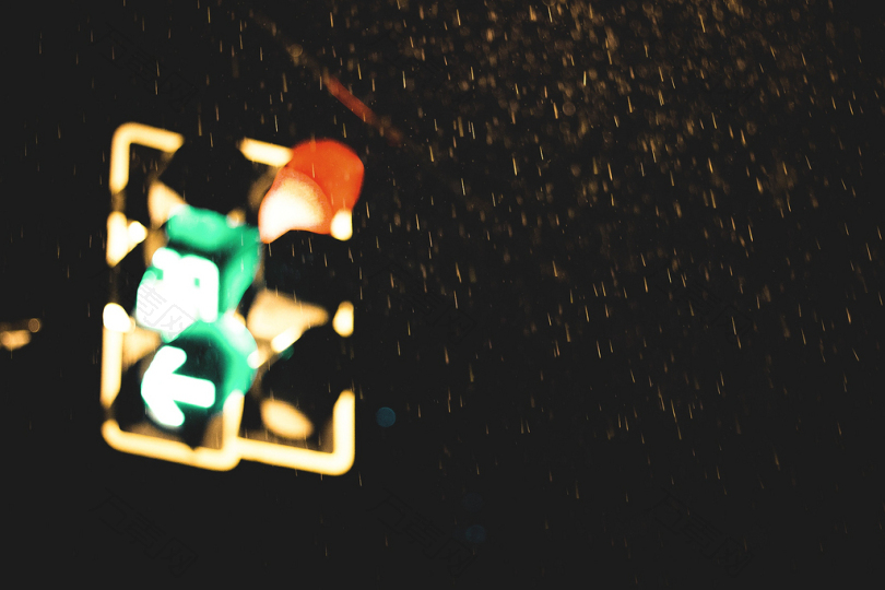 夜暗红绿灯雨雪冬湿箭红灯绿灯街灯