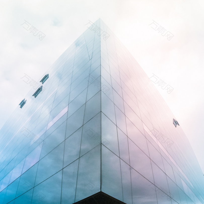 蓝色玻璃建筑的建筑摄影