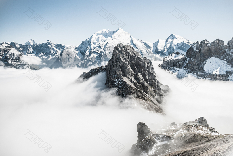 高山阿尔卑斯山风景图片