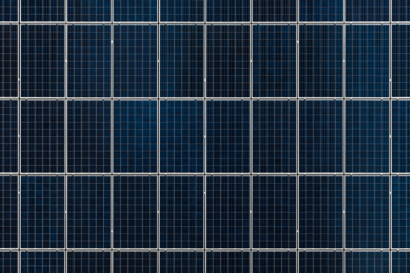 蓝色太阳能电池板