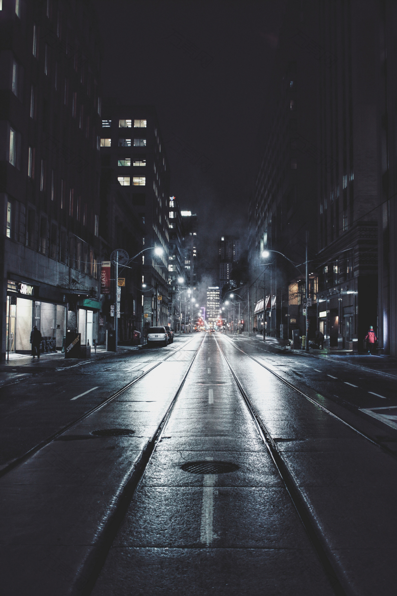 城市夜间空巷