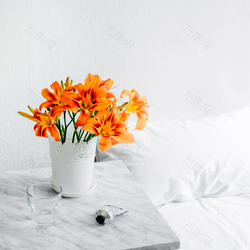 香橙花瓶花束