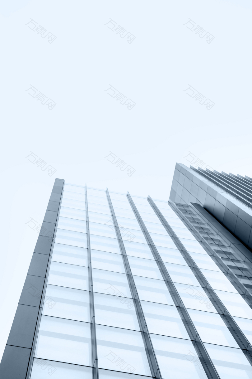 玻璃高层建筑的低角度摄影