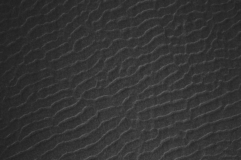 图案背景纹理沙子灰色黑色抽象黑色和白色沙滩波纹沙丘木炭皱纹葡萄牙法罗地区波浪