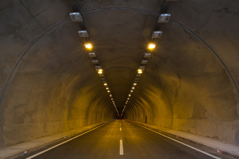隧道沥青光丝带混凝土运输汽车旅游旅行音乐选择性的重点速度没有人