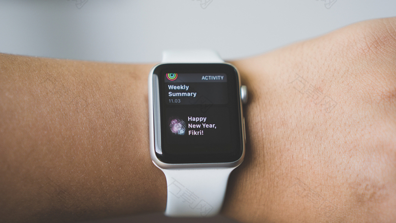 手表苹果智能手表白色高科技技术屏幕应用程序手臂手腕i显示器新年个人助理siri苹果手表腕表新年快乐议程