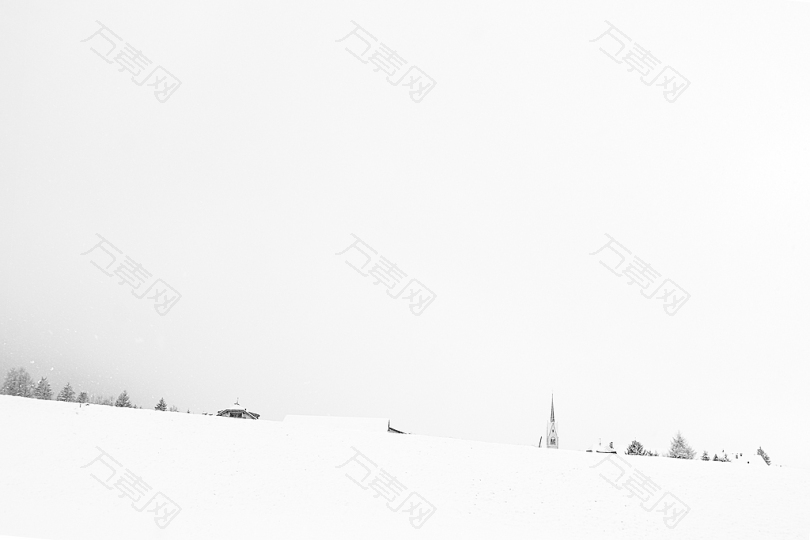 田野森林建筑雪冷白黑自然降雪冬天城市线风景