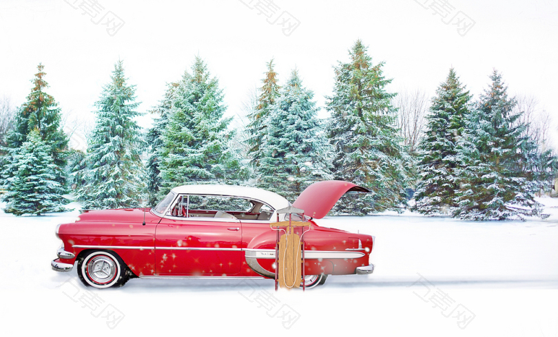 红色老爷车冬天松树红车雪雪橇车红色白酿酒圣诞节树户外十二月