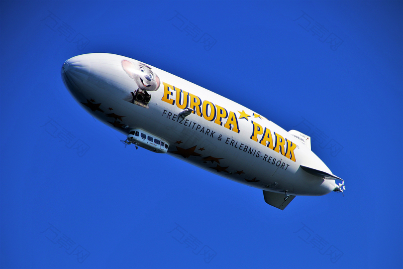 飞行齐柏林飞艇景点介绍博登天空飞艇运输高飞机这架飞机地球的大气层