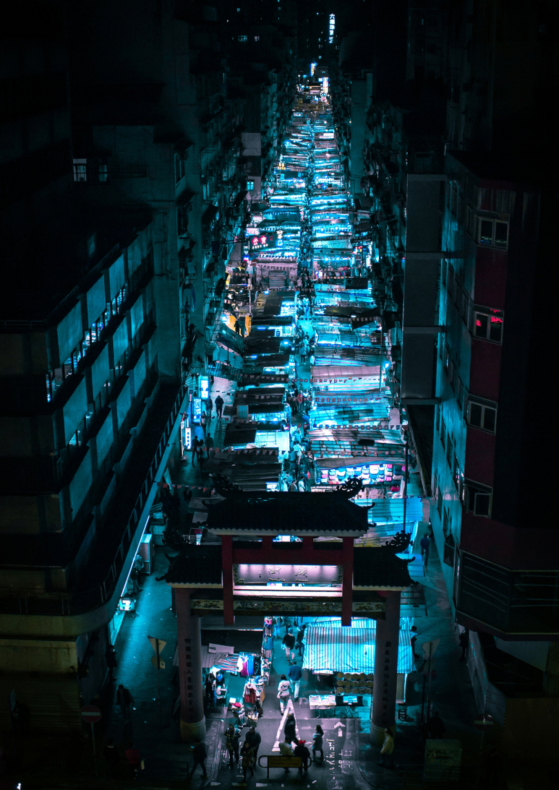 街道灯光霓虹灯标志市场建筑城市蓝色夜景户外街道摄影夜间摄影产品设计艺术设计香港夜市