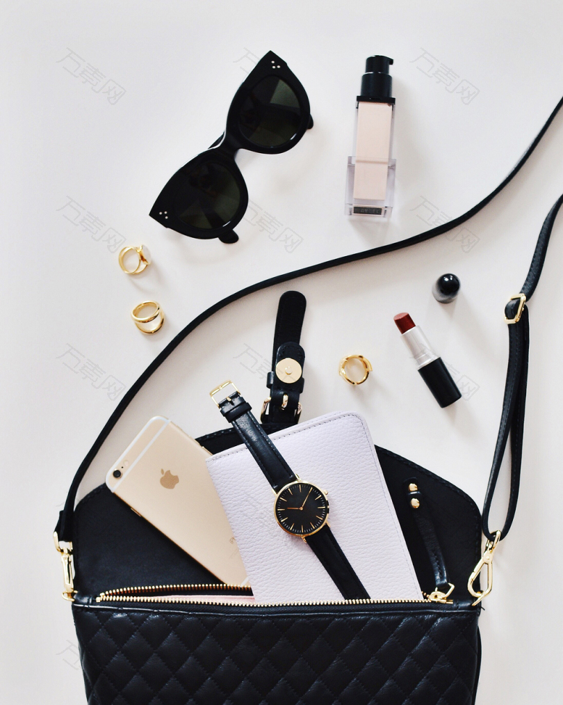 女式太阳镜和手表和iPhone6的黑色包