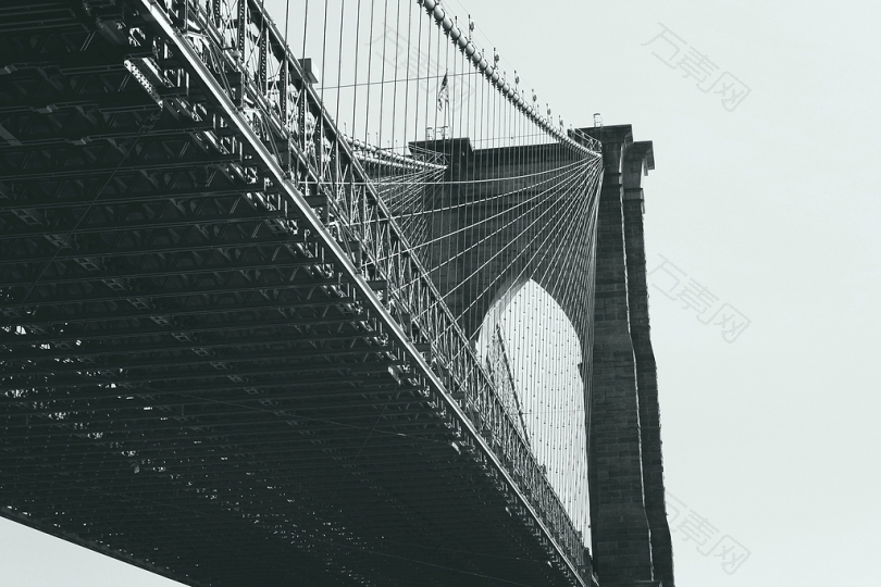 布鲁克林大桥灰阶照片