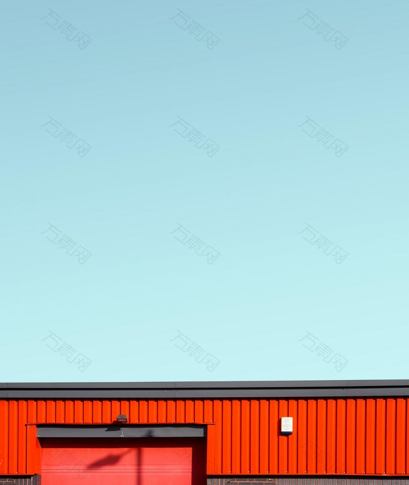 蓝色天空建筑红色百叶窗门屋顶平面工厂仓库图形城市现代创意立面泥浆伦敦建筑师
