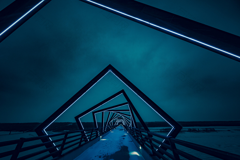 夜间桥梁照片