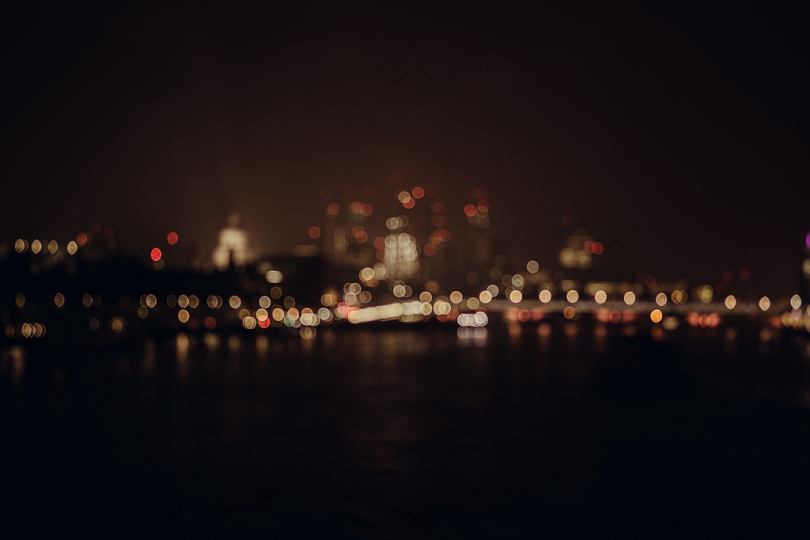 城市夜晚建筑物黄色红色黑色河流辉光灯光神经摩天大楼水泰晤士河伦敦城市景观橙色波克风景天际线