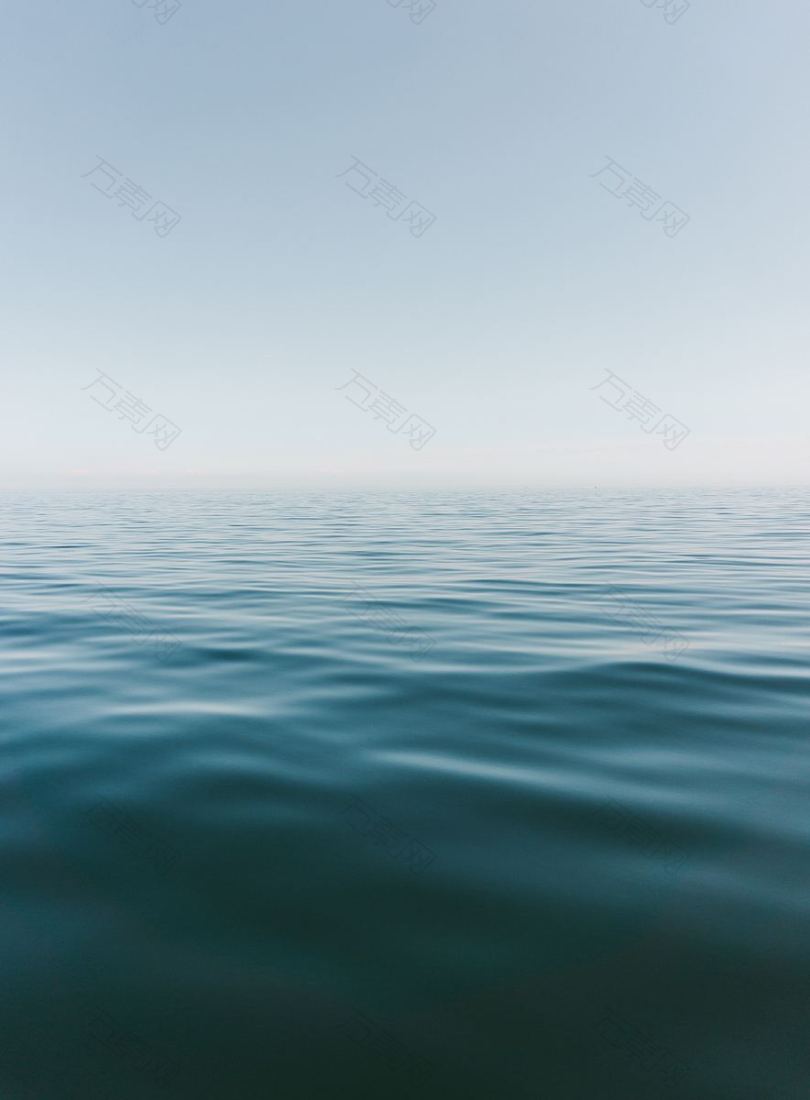 水质地平滑和海洋