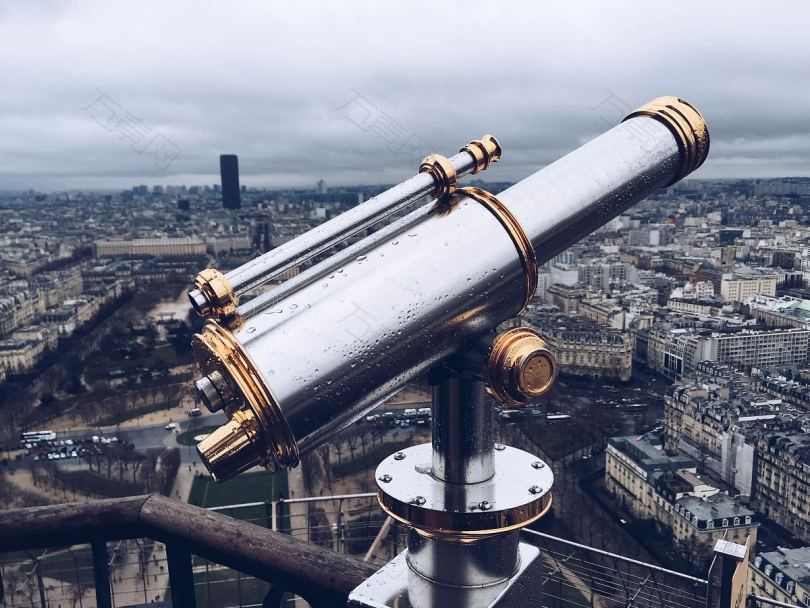 巴黎的雨天探测仪