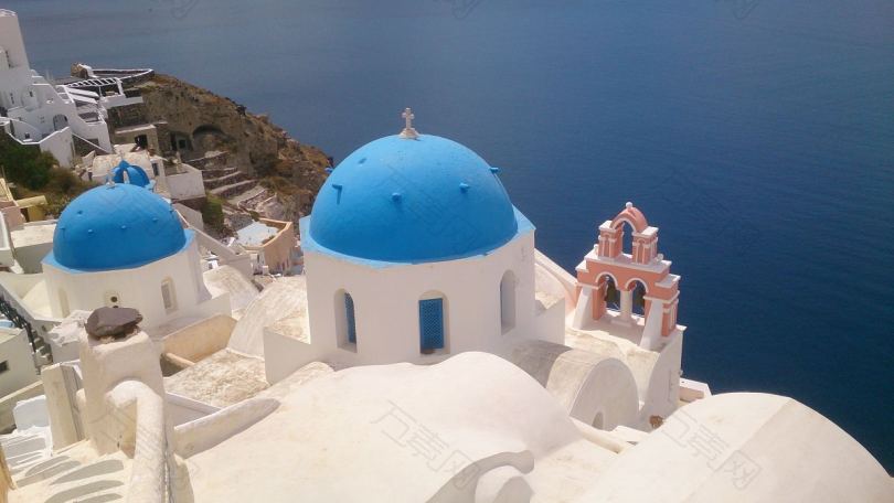 希腊蓝色和白色屋顶