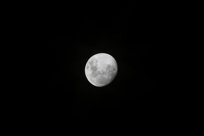 月亮天空夜晚和灰色