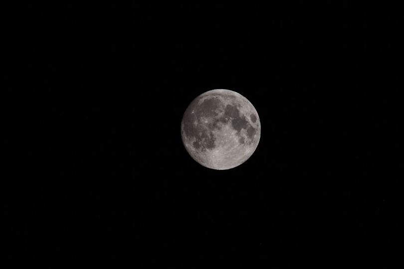 月亮月球卫星月状物新月状物