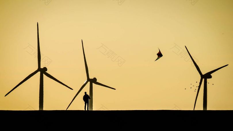 风力涡轮机风电场日落和日出房
