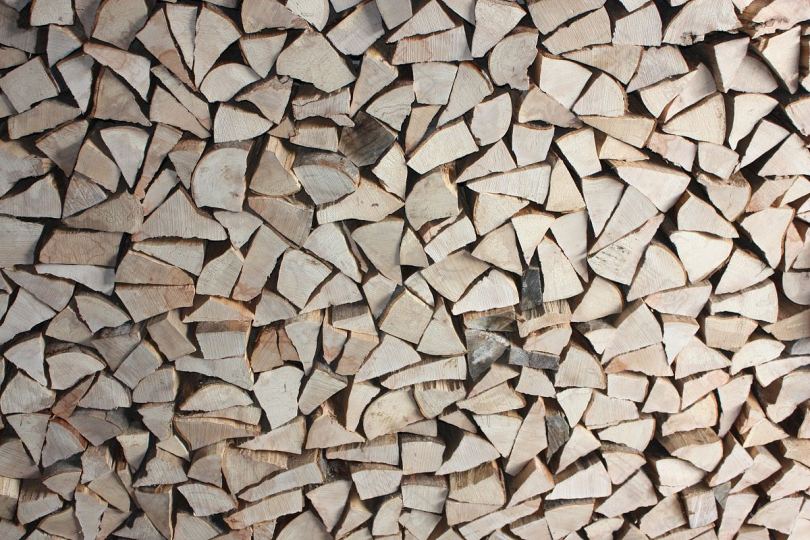 木材堆和柴火