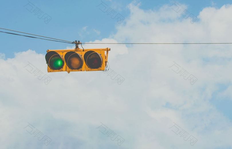 交通灯天空绿灯及讯号高清