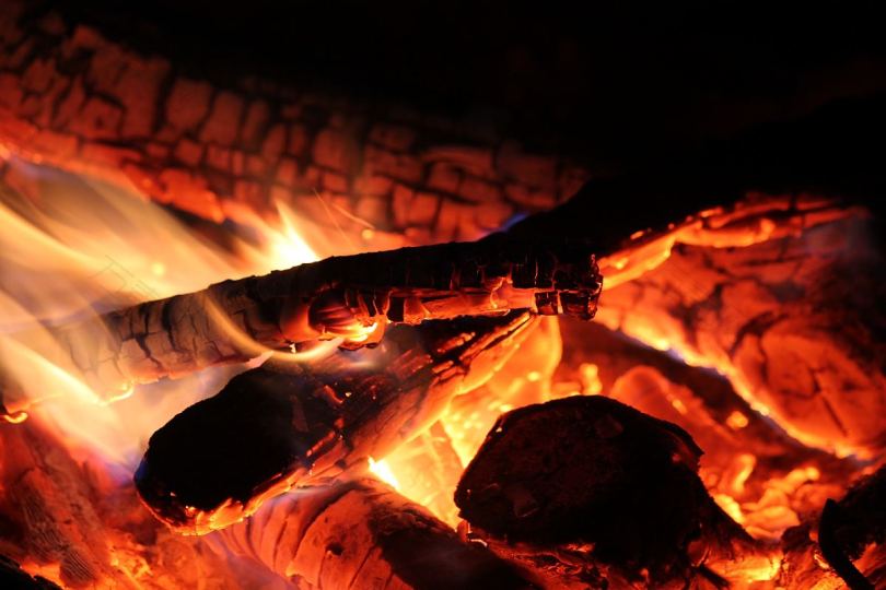 木材燃烧火焰