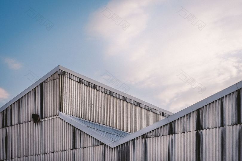 建筑瓦楞纸工业和屋顶房